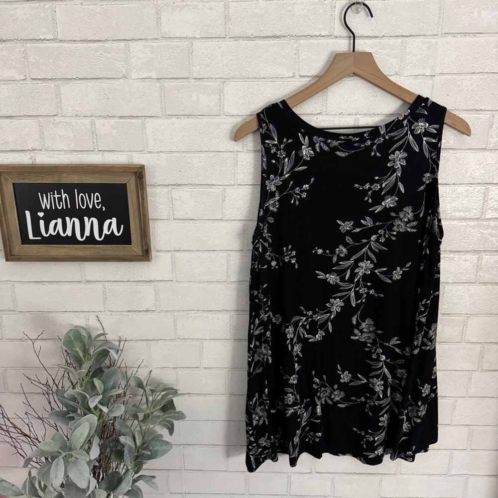 POPYOUNG Women’s Floral Black Sleeveless Top - Picture 6 of 8